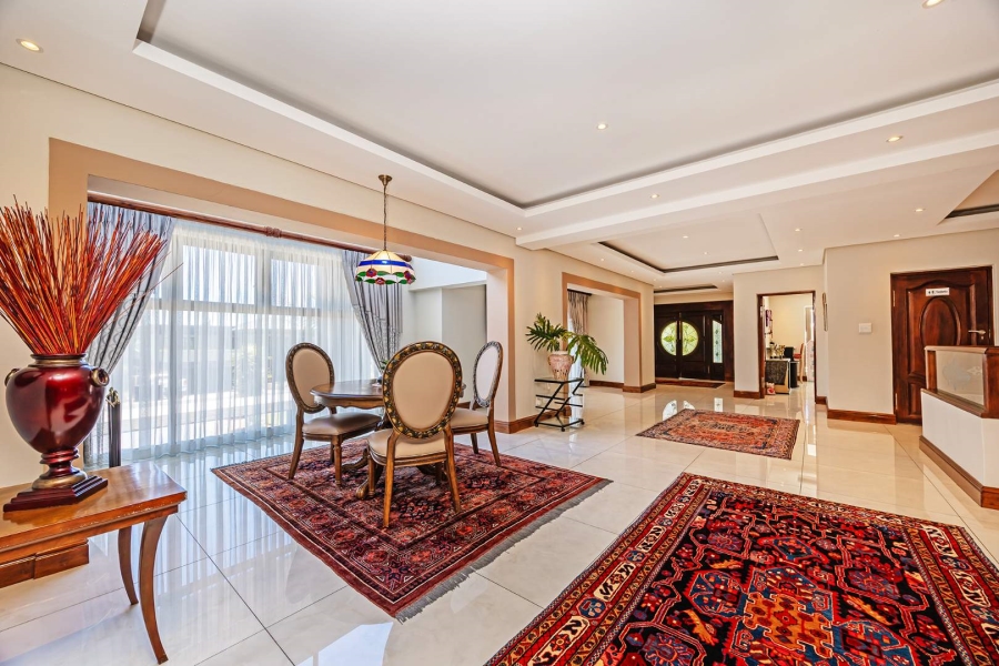 8 Bedroom Property for Sale in Baronetcy Estate Western Cape